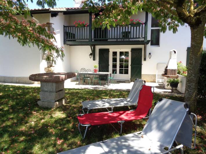 Gîte pour 6 personnes, avec terrasse et jardin au Pays basque