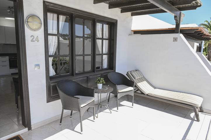Casa Bastian 24 Lanzarote Beach- Pool in Playa Bastián, Teguise
