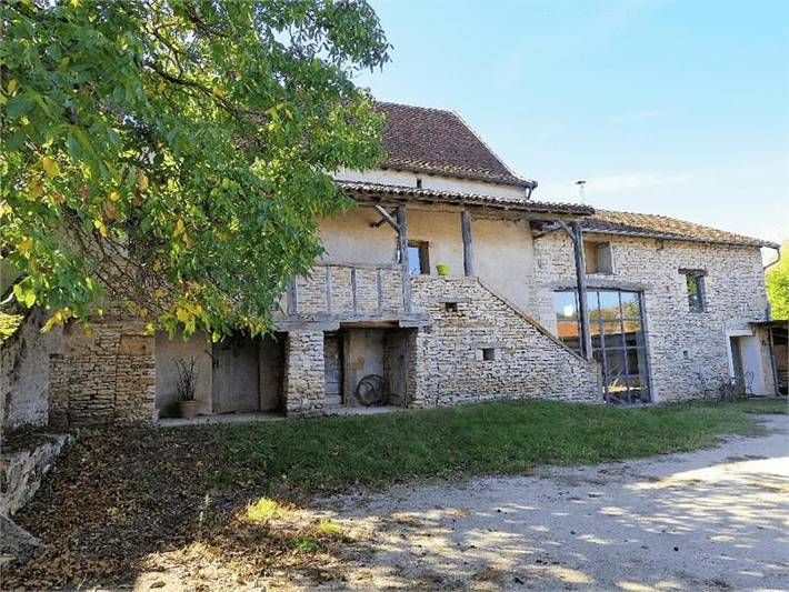 Cottage pour 2 personnes, avec jardin dans Massilly
