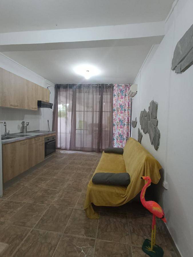 Appartement de vacances pour 3 personnes, avec terrasse et piscine