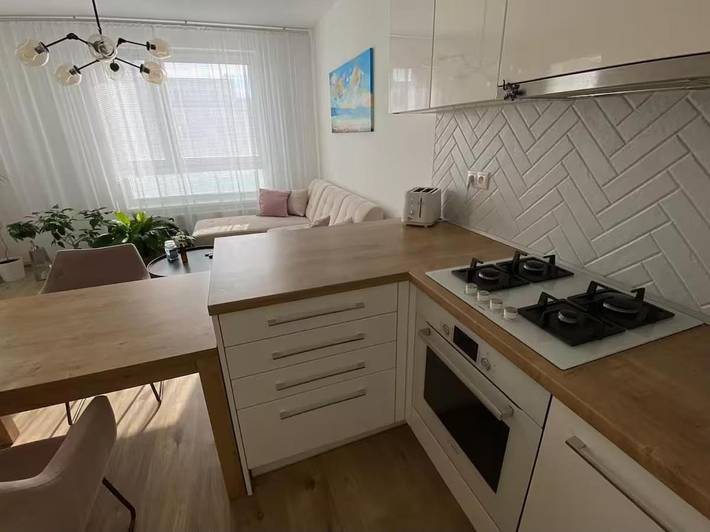 Vakantiewoning voor 4 personen, met balkon in Bratislava