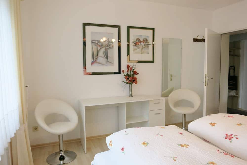Ganze Wohnung, Komfort-Ferienwohnung, ebenerdig, 80 qm, 2 Schlafzimmer, 4 Personen in Sankt Wendel, Saar-Nahe-Bergland