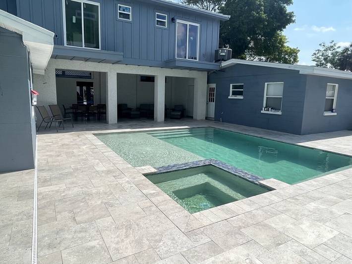 Vacation rental for 16 people, with terrace in Pinellas County
