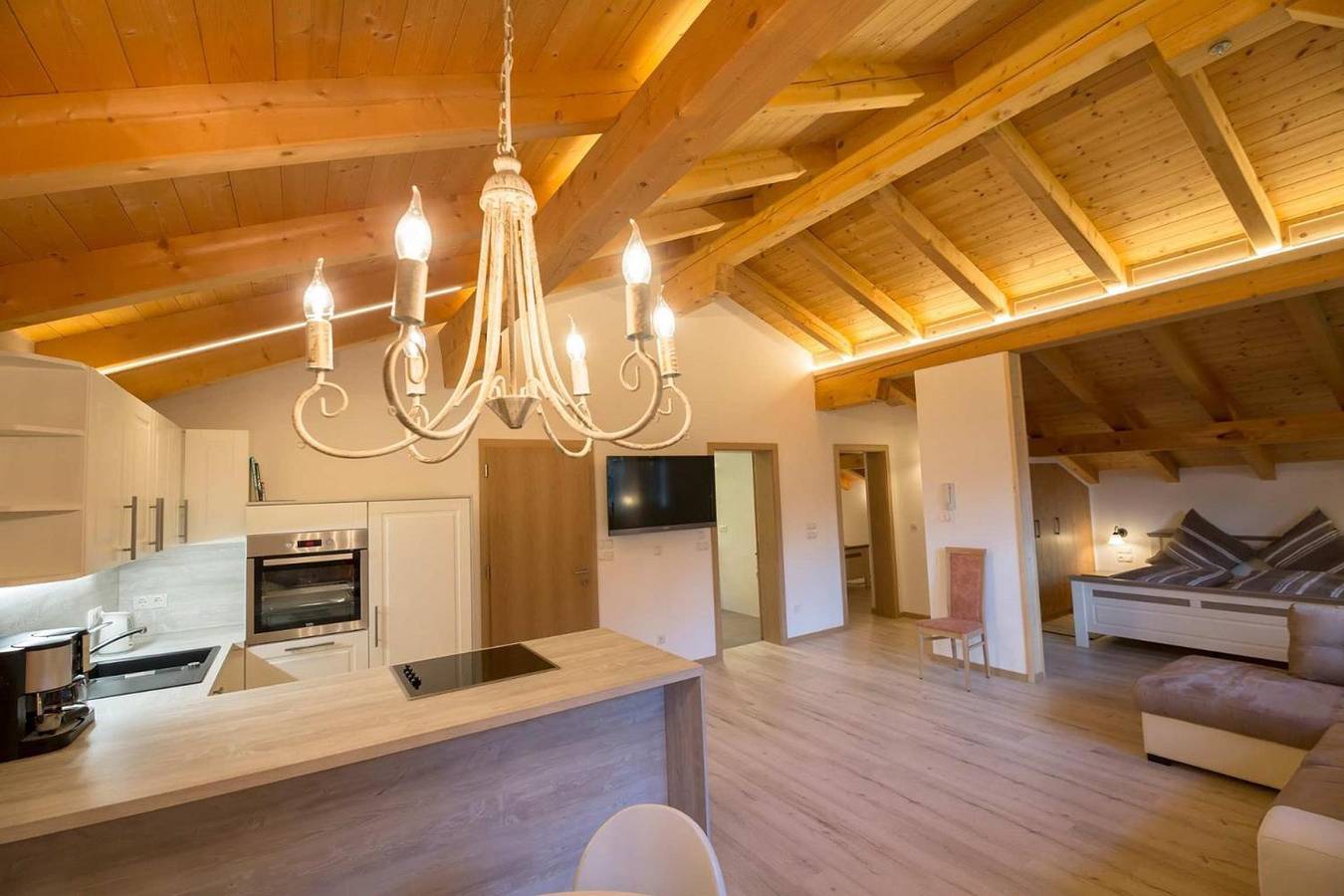 Ganze Wohnung, Apartment 'Tscharfhof' mit Bergblick, privater Terrasse und Wlan in Walten, St. Leonhard in Passeier