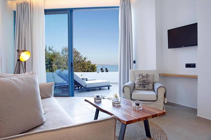 Hôtel pour 2 personnes, avec piscine ainsi que jacuzzi et jardin, adapté aux familles dans Agistri - 4