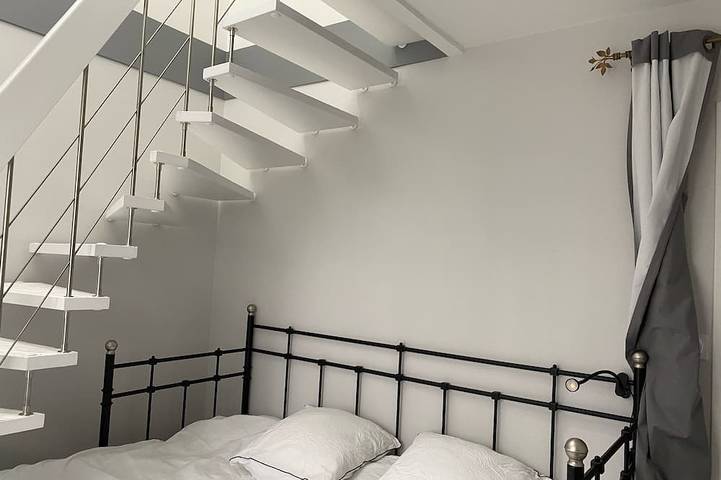 Location de vacances pour 12 personnes, avec jacuzzi ainsi que jardin et sauna, animaux acceptés à Chemillé-sur-Dême - 2