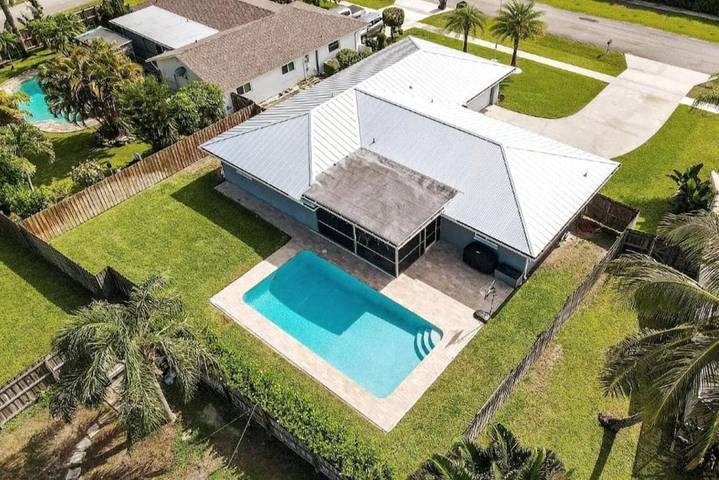 Casa de vacaciones para 12 personas, con jardín y piscina - 1