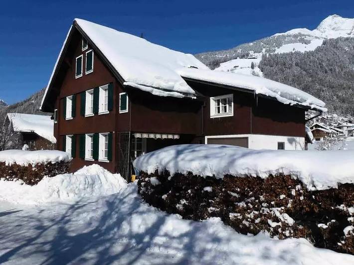 Hütte für 7 Personen, mit Garten in Engelberg