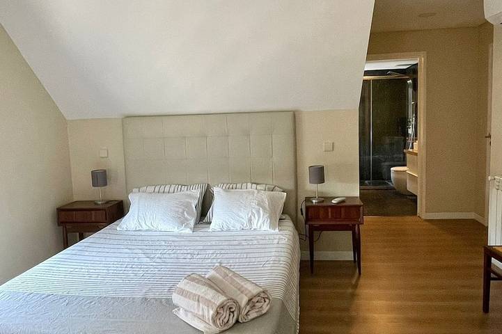 Location de vacances pour 10 personnes, avec balcon et jardin dans Melres - 3