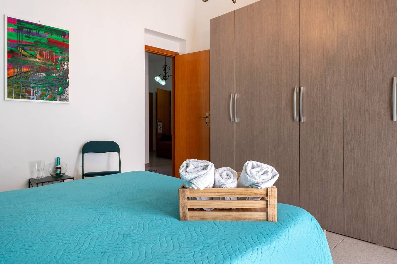 B&B Nodo Francescano - Habitación Verde con vistas al mar, Wi-Fi y aire acondicionado in Porto Empedocle, Provincia de Agrigento