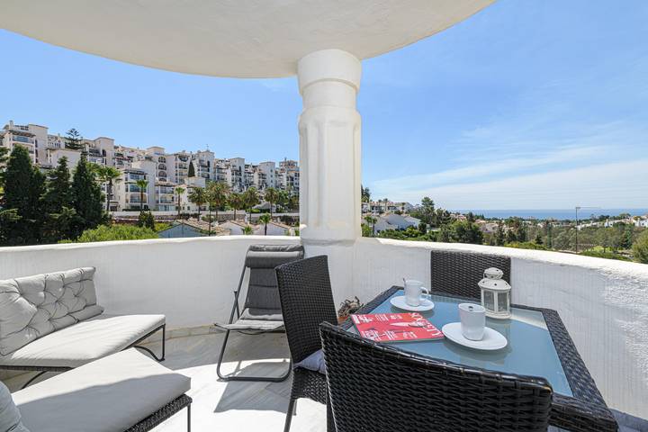 Vakantieappartement voor 4 personen, met balkon en uitzicht op zee in Urbanizacion Calahonda