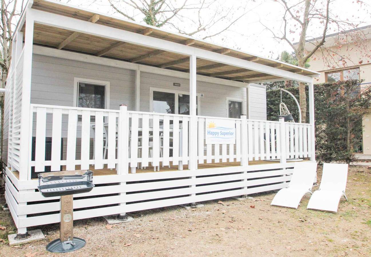 Mobilehome with air conditioning, terrace and pool  in Cisano, Bardolino