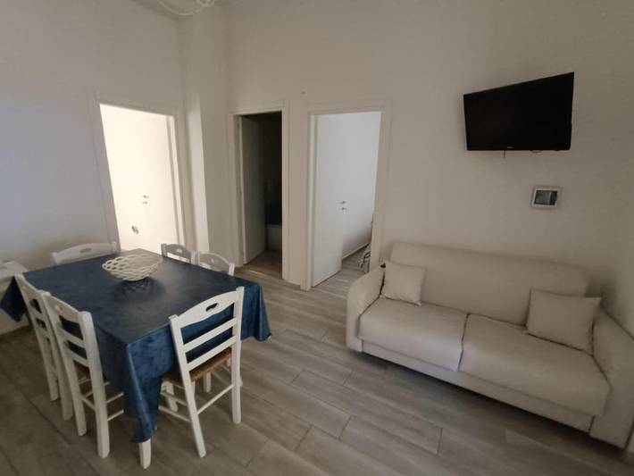 Casa vacanza per 6 persone, con panorama e giardino a Paestum