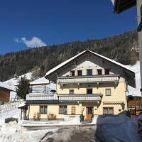 Ferienwohnung für 5 Personen, mit Balkon und Terrasse sowie Garten und Ausblick
