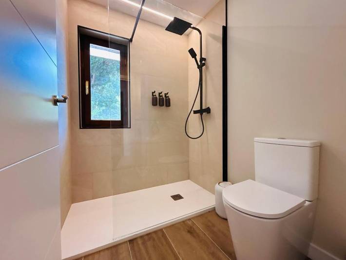 Casa rural para 2 personas, con jardín además de terraza y vistas, Se admiten mascotas en Cangas de Onís - 3