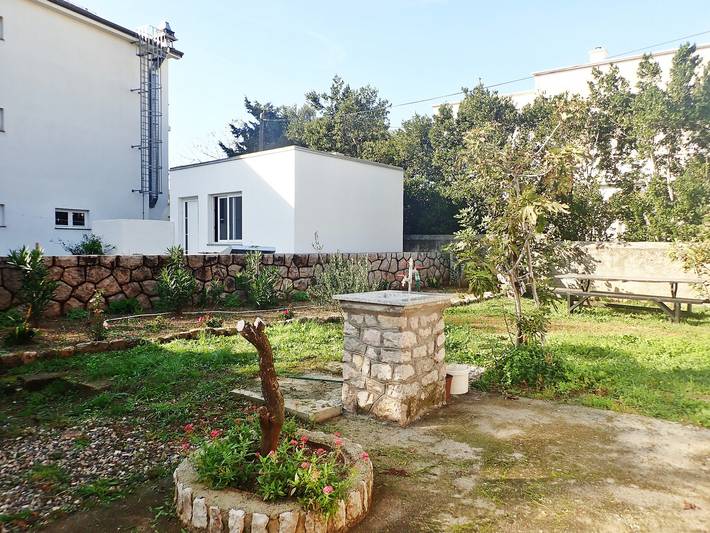 Ferienhaus für 4 Personen, mit Garten, mit Haustier in Starigrad Paklenica - 2