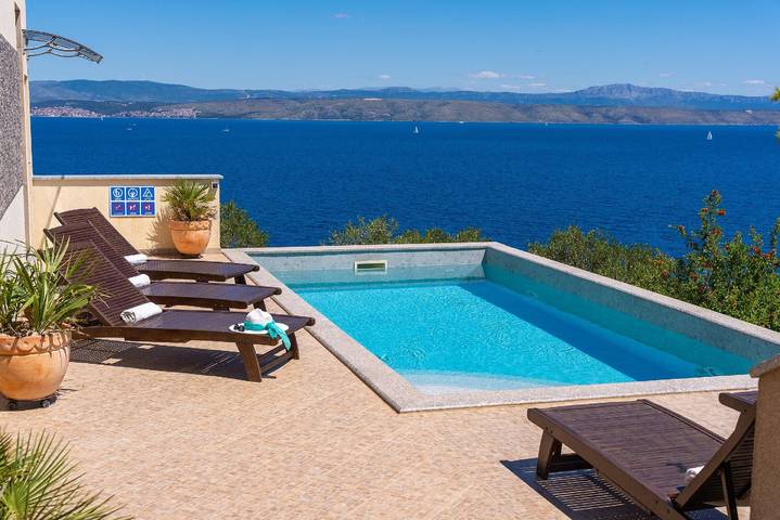 Ferienhaus mit Meerblick für 10 Personen, mit Balkon und Garten in Kroatien - 2
