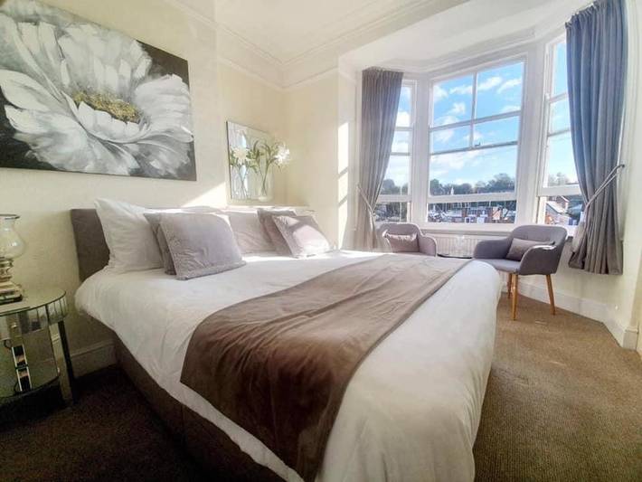 Bed and breakfast for 2 people, with terrace and view in Dorset