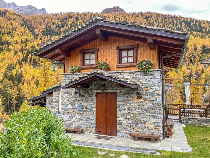 Casa vacanza per 4 persone, con Balcone e Terrazza nonché Giardino e Panorama a Ceresole Reale