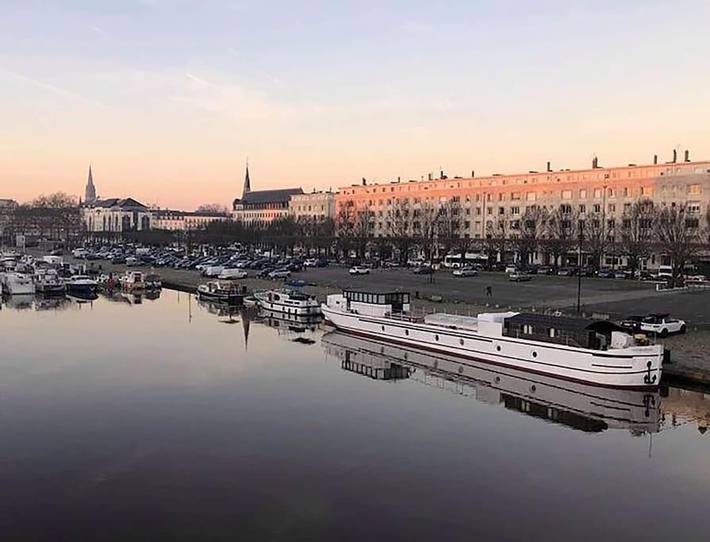 Bateau pour 10 personnes, avec Terrasse ainsi que Vue et Vue sur le lac