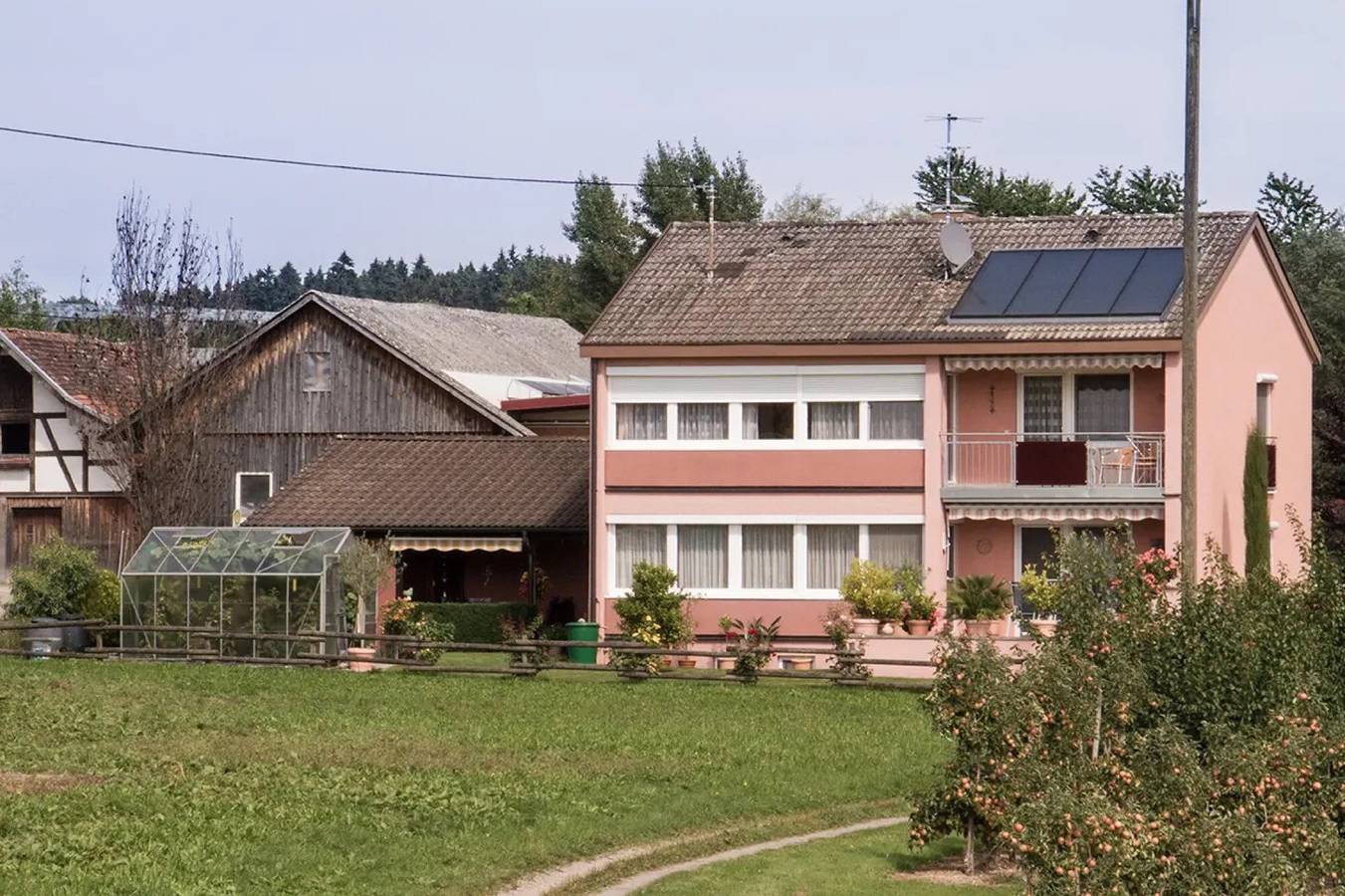Apartamento entero, Ferienwohnung 'Die Hiemers' mit Bergblick, Gemeinschaftsgarten und Wlan in Kressbronn, Region Bodensee-Oberschwaben
