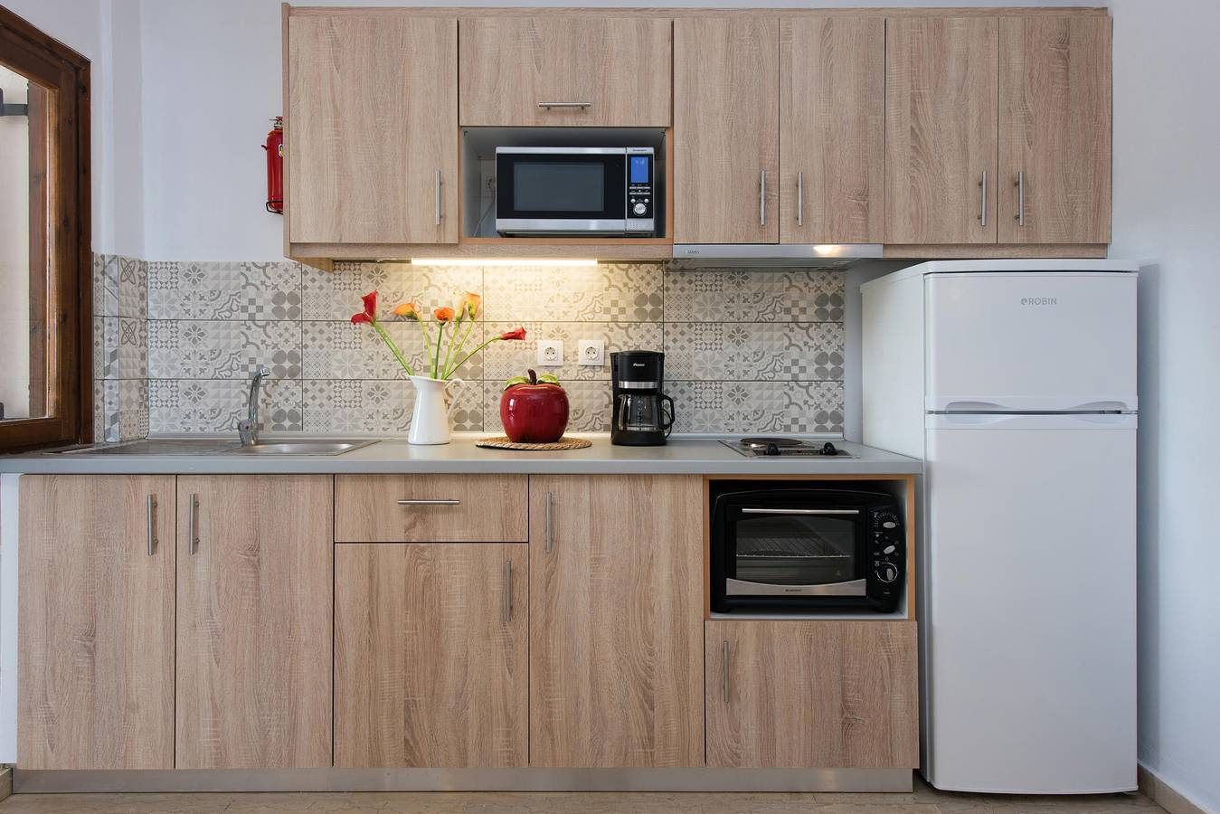 Ganze Wohnung, Ferienwohnung für 4 Personen mit Pool in Mparmpati, Korfu