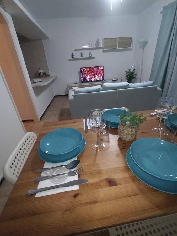 Gîte pour 4 personnes, avec balcon et vue à La Santa - 3