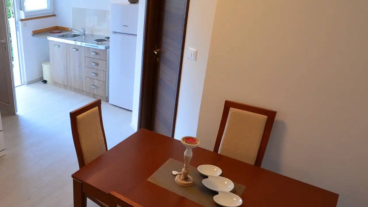 Ganze Ferienwohnung, Ferienwohnung für 2 Personen (31 m²) in Kožino in Strand Kožino, Zadar (Kommun)