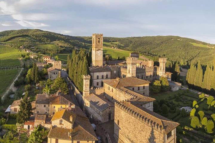 Gîte pour 5 personnes, avec vue dans Badia a Passignano