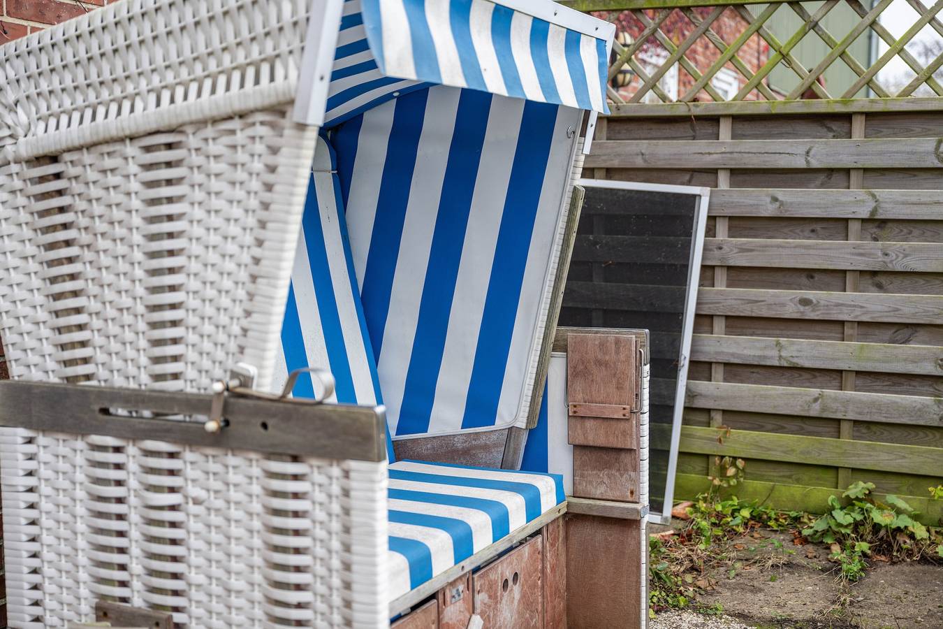Ganze Wohnung, Ferienwohnung 2 - Jule" mit Gemeinschaftsterrasse, Garten und Wi-Fi in Emmelsbüll-Horsbüll, Nordfriesland