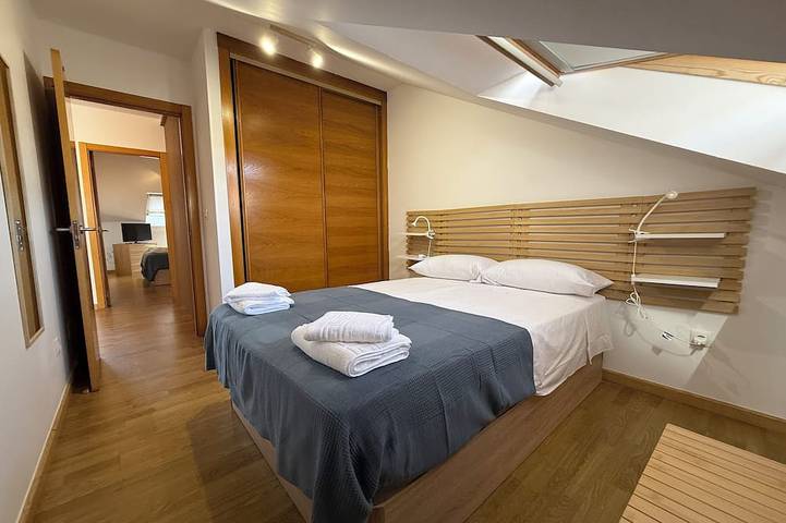 Ganze Wohnung, Loft with charm and free private garage in finisterre in Sardiñeiro, Fisterra