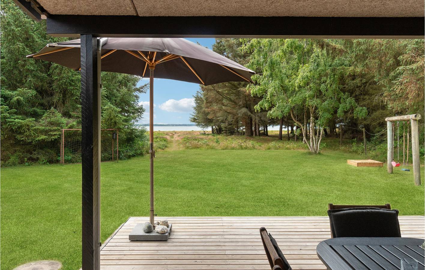 Ferienhaus für 6 Personen mit Terrasse in Thyholm, Oddesund