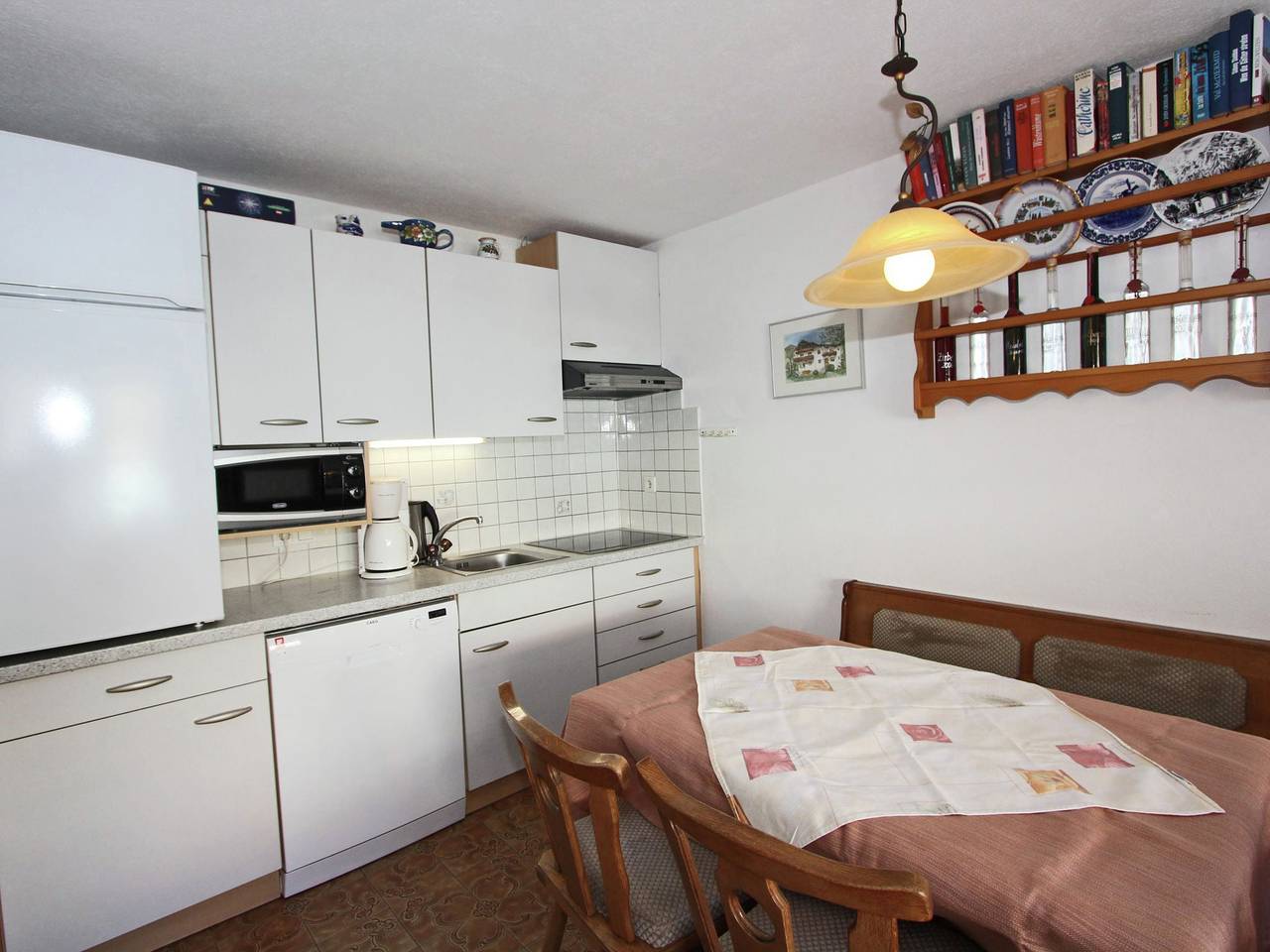 Ganze Wohnung, Chalet in Fügen nahe Spieljochbahn in Tuxer Alpen, Fügen