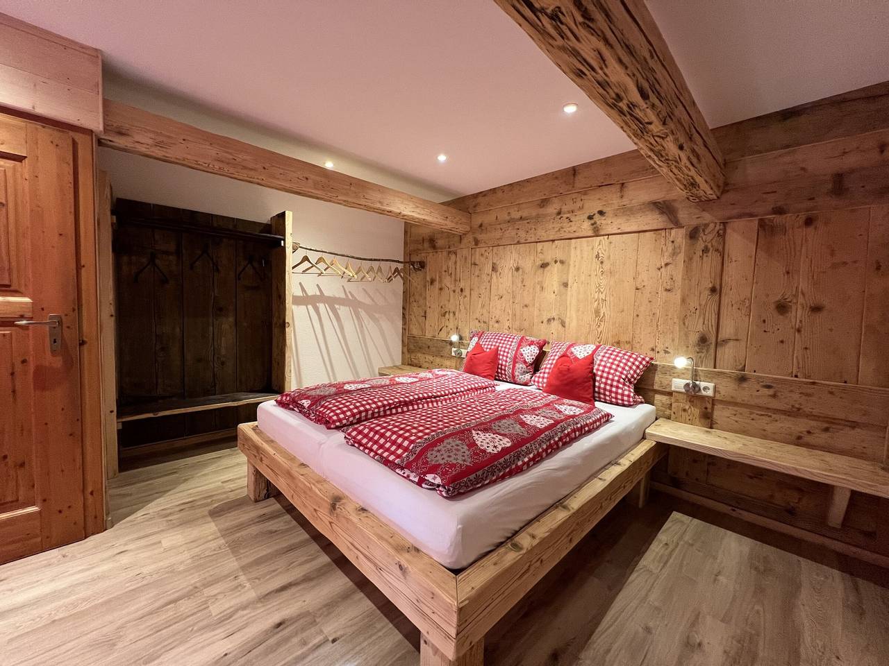 Ganze Wohnung, Ferienwohnung, 60 m² mit privater Terrasse, Gemeinschaftsgarten und Wlan in Breitnau, Südschwarzwald