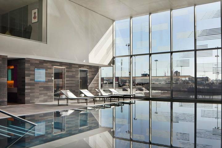 Hotel dla 2 osób, z sauna i taras oraz basen, zwierzęta dozwolone w Londyn