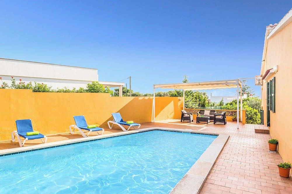 Villa Paula Punta Prima - Sleeps 5 in Punta Prima, Sant Lluís