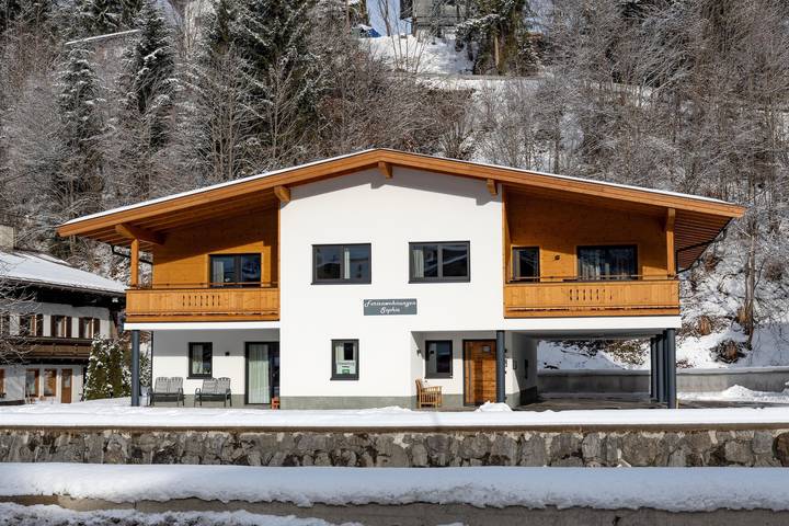 Appartement voor 4 personen, met balkon, kindvriendelijk in Fieberbrunn