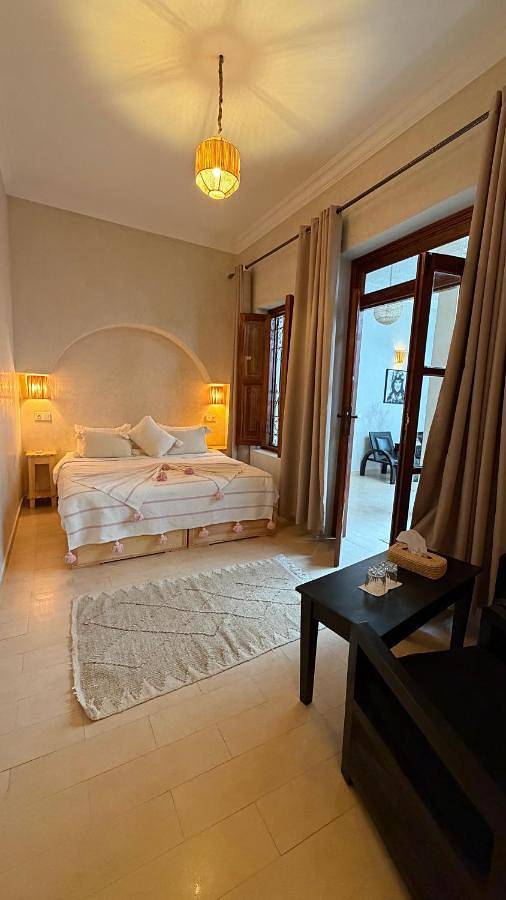 Chambre d’hôte pour 2 personnes, avec terrasse et piscine dans Jemaa el-Fnaa - 2