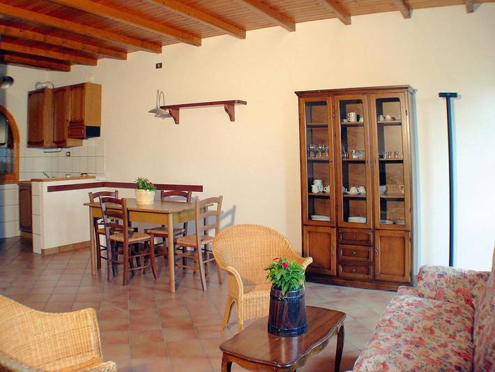 Apartamento de vacaciones para 8 personas, con piscina y jardín - 1