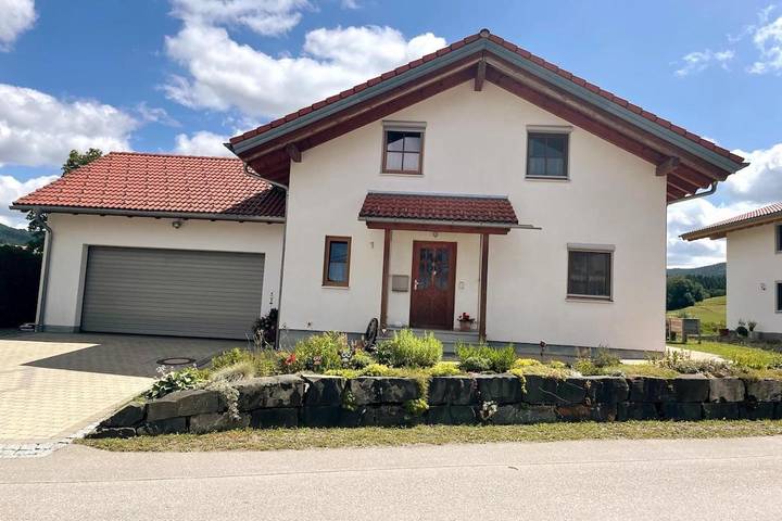 Ferienhaus für 6 Personen, mit Garten und Ausblick in Weitnau