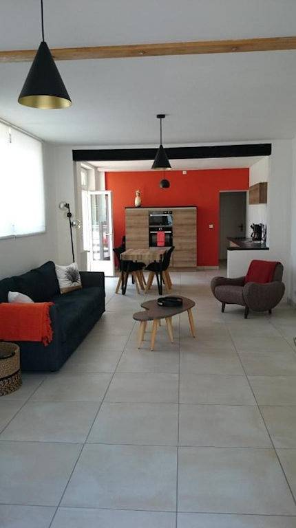 Gîte pour 4 personnes, avec jardin ainsi que piscine et terrasse, animaux acceptés dans Marne - 4