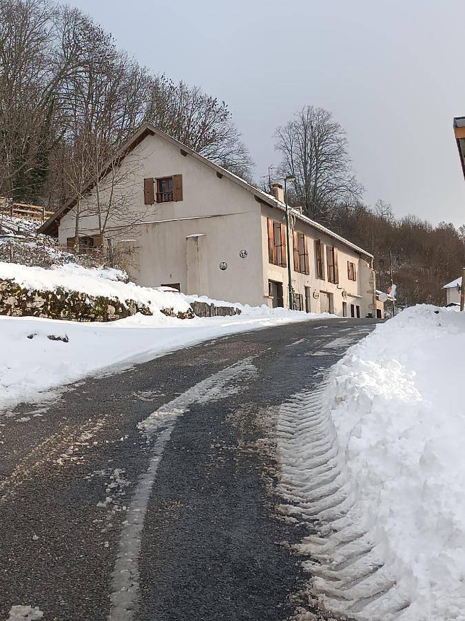 Quadruple Room with Mountain View in Hostiaz, Belley