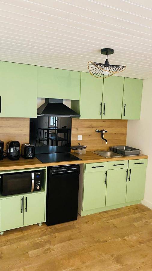 Appartement entier, Studio Saint Julien de Concelles 5 minutes de la Loire in Saint-Julien-de-Concelles, Région de Nantes
