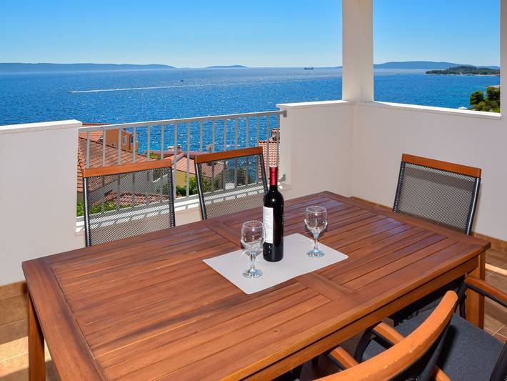 Apartament wakacyjny dla 5 osób, z Taras w Okrug Gornji