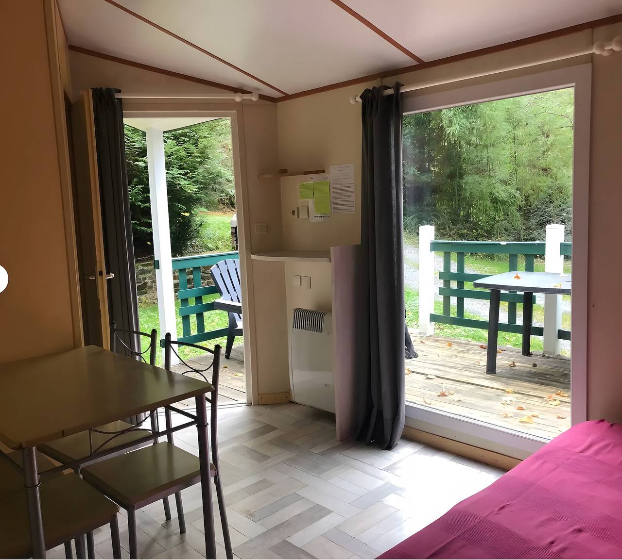 Chalet 'Du Moulin Du Châtain 2' avec piscine partagée, terrasse privée et jardin partagé in Payzac (Dordogne), Périgord Vert