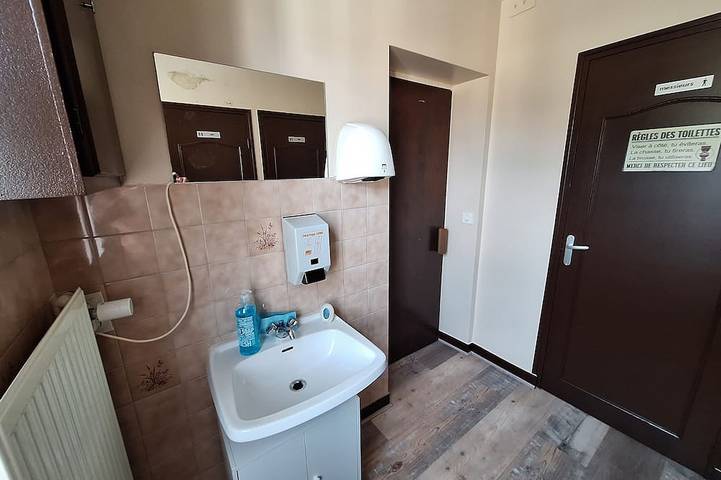 Hôtel pour 16 personnes à Saint-Brisson-sur-Loire - 4