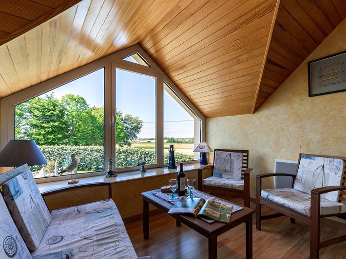 Location de vacances pour 4 personnes, avec terrasse et jardin à Plounévez-Lochrist - 4