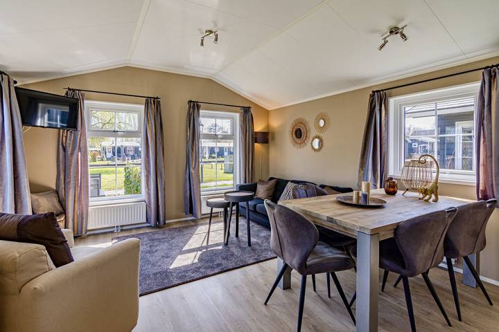 Ferienhaus für 4 Personen, mit Balkon/Terrasse und Terrasse in Giethoorn - 2