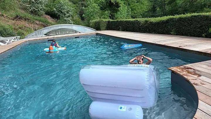Location de vacances pour 15 personnes, avec piscine et terrasse à Plouguenast - 3