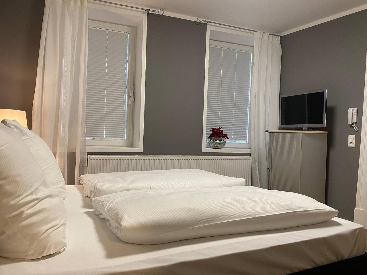 Ganze Ferienwohnung, Ferienwohnung in Hameln mit Garten in Hameln, Weserbergland